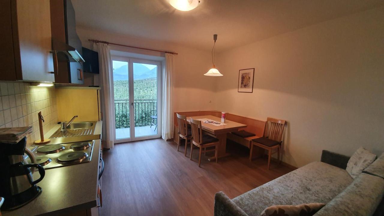 Ferienwohnung Haus Sonnegg Marling Exterior foto