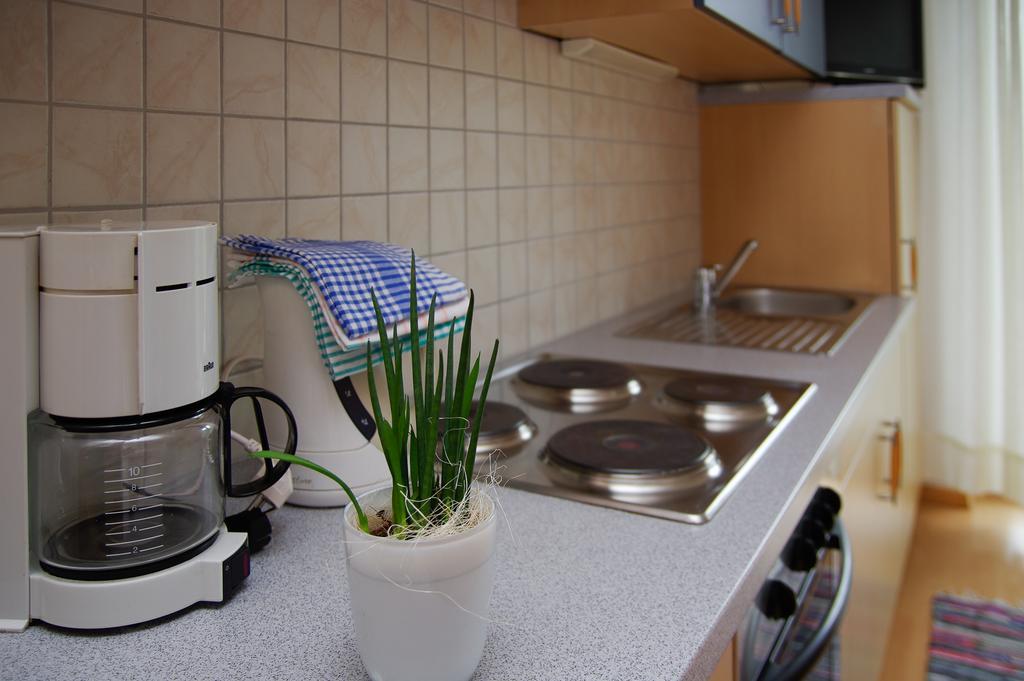 Ferienwohnung Haus Sonnegg Marling Exterior foto