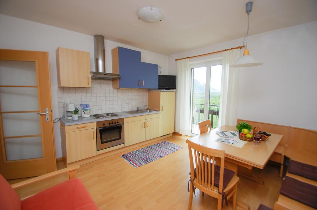 Ferienwohnung Haus Sonnegg Marling Exterior foto