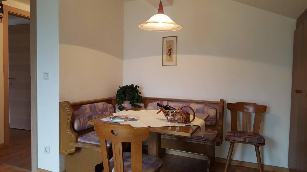 Ferienwohnung Haus Sonnegg Marling Exterior foto