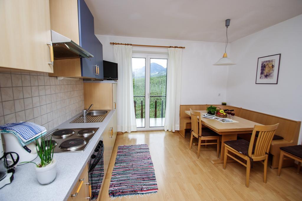 Ferienwohnung Haus Sonnegg Marling Exterior foto
